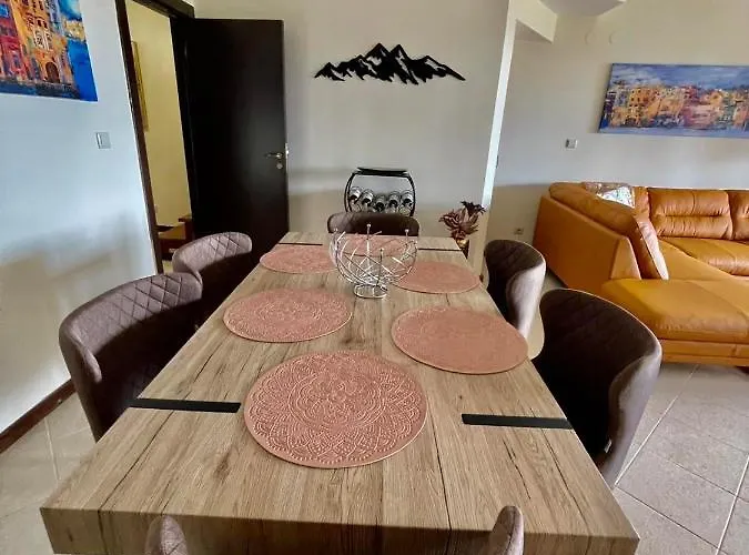 Vakantiehuis Pirin Golf House *